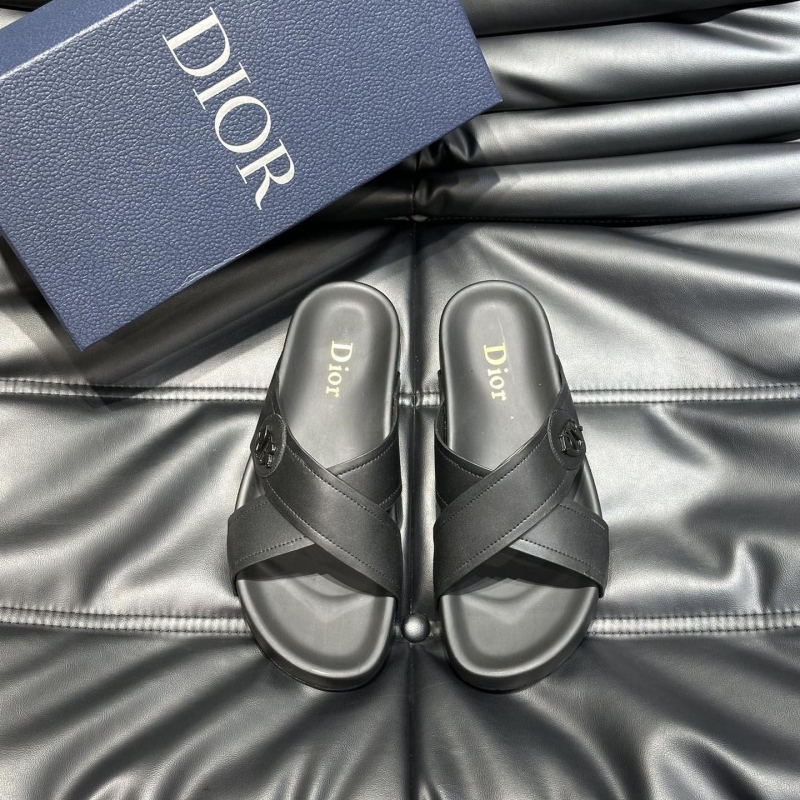 ch**an D*or slippers